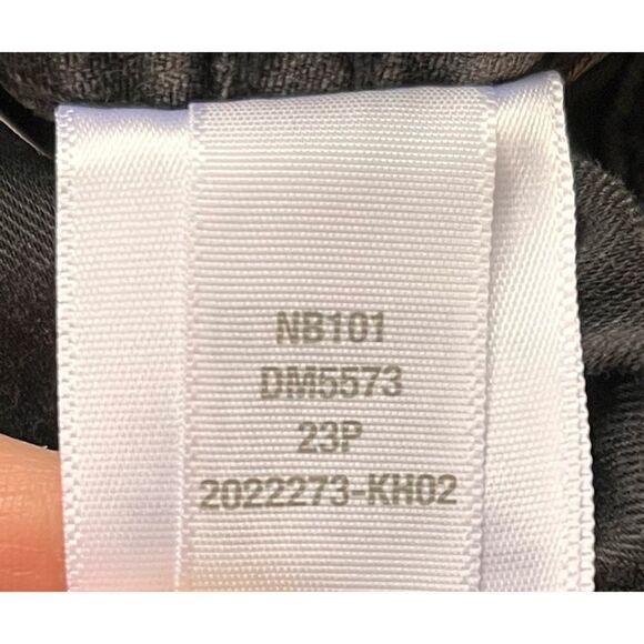 NWT Madewell Petite Stovepipe Jeans in Banberry Wash: Raw-Hem Edition, Size 23P - Picture 11 of 16